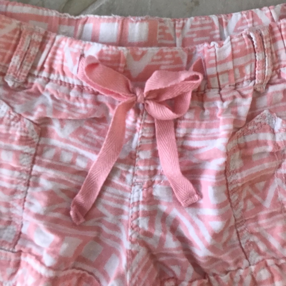 Pink & white Aztec pattern drawstring shorts - Picture 3 of 6